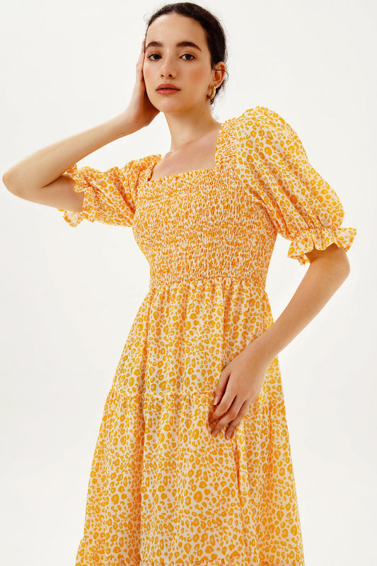 Floreale Soffio Collo quadrato Colletto Smocked Elastica Grande Hemline Maxi Abito
